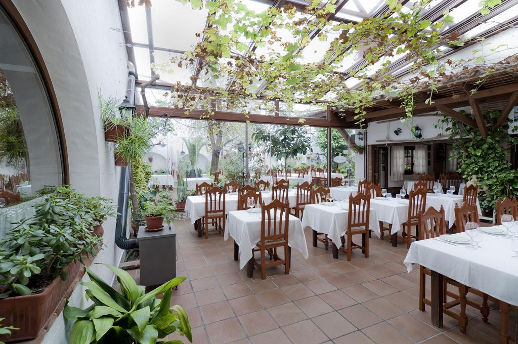 קוניל דה לה פרונטרה Hotel Restaurante Blanco Y Verde מראה חיצוני תמונה